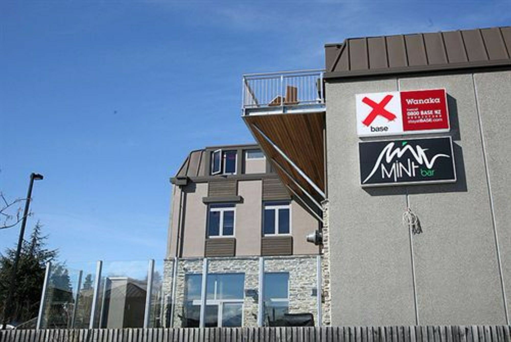 Base Wanaka Albergue Exterior foto